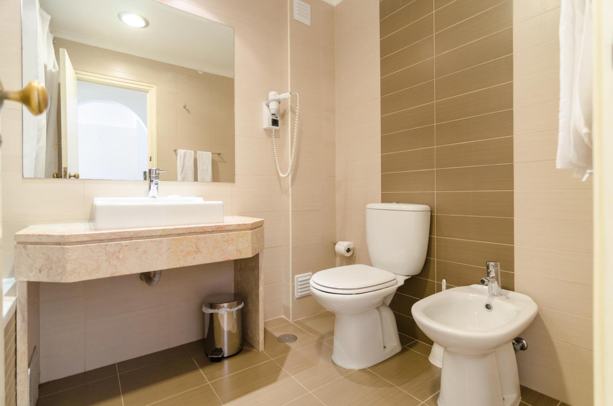 Apartamento com 2 Quartos e Vista Jardim