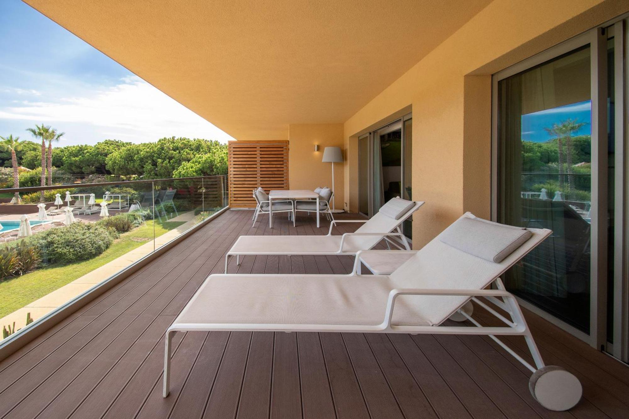 Suíte Casa – Vista da Piscina