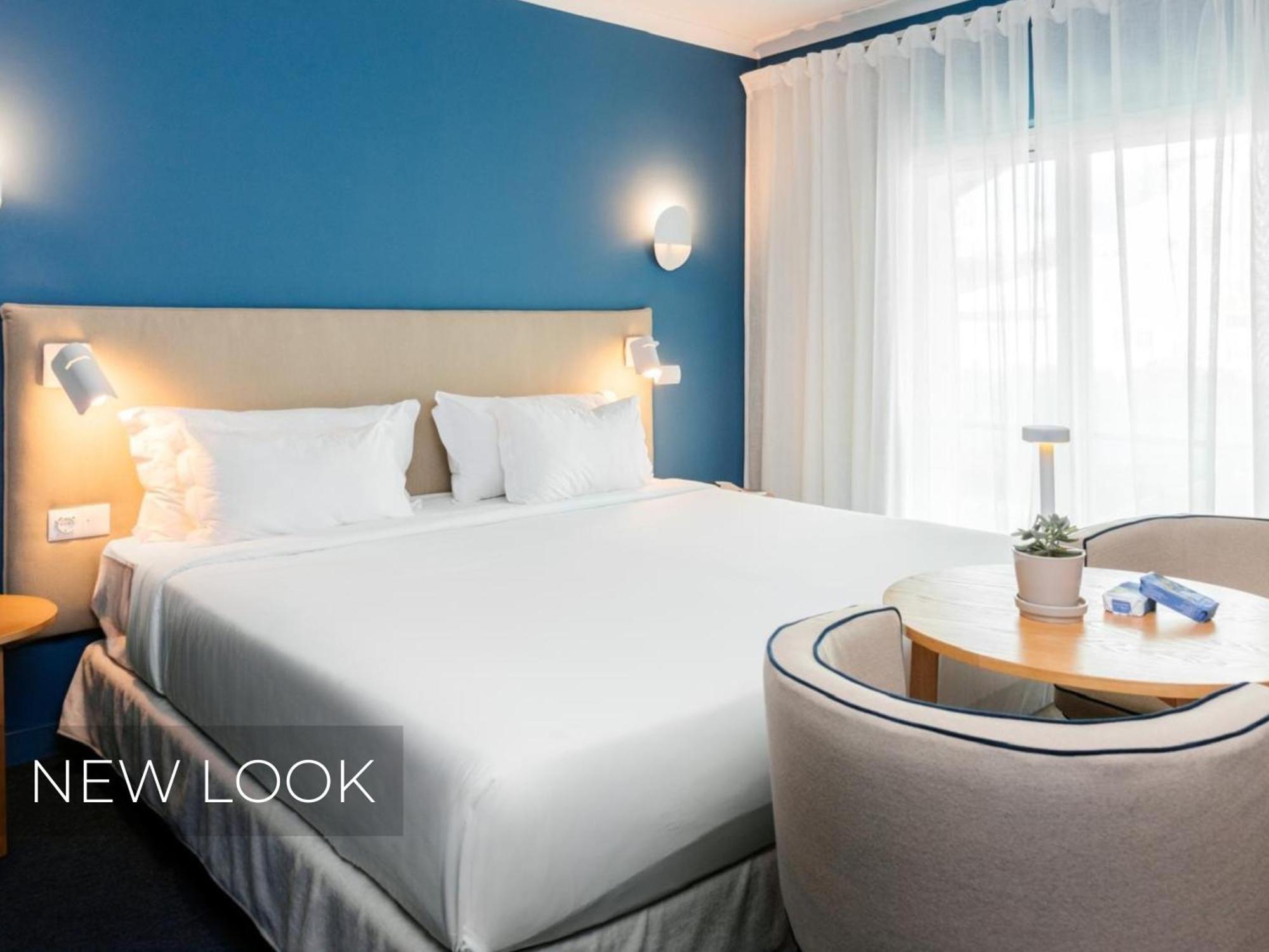 Superior Double or Twin Room with Pool View