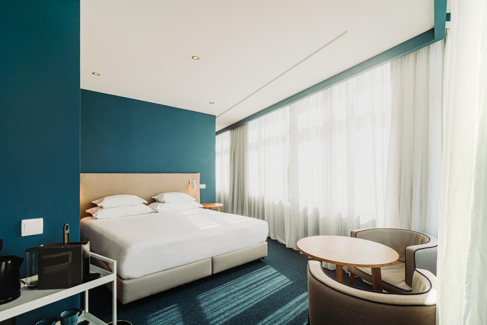 Suite,1687453297:JPEG