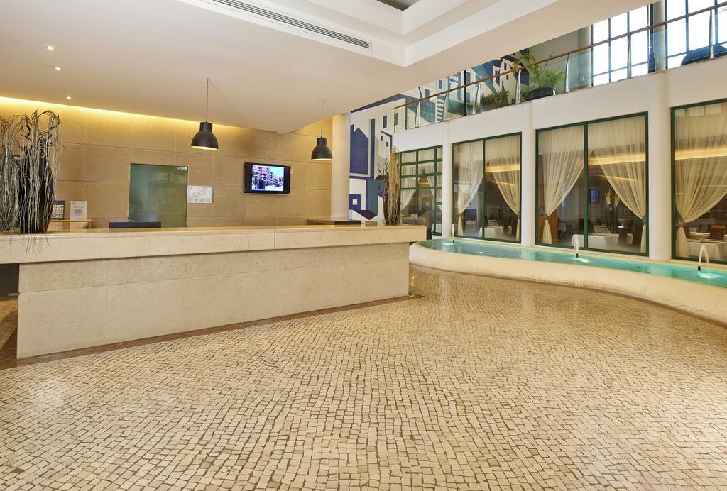 One-Bedroom Standard Apartment,961709542:JPEG